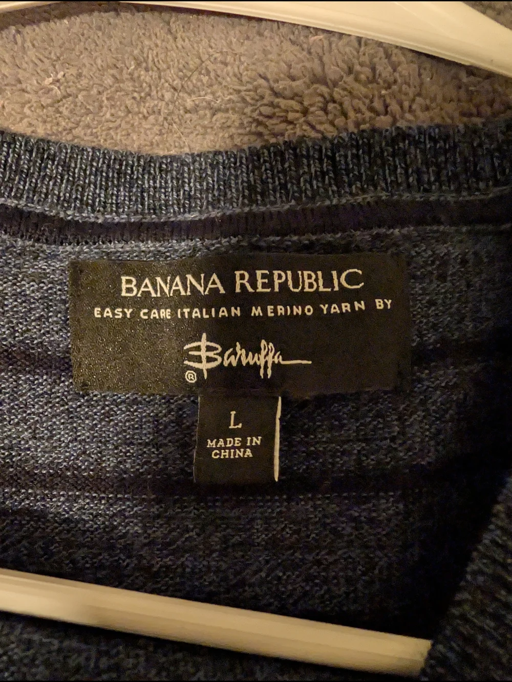 Banana Republic Men’s Navy and Black Striped V-Neck Sweater